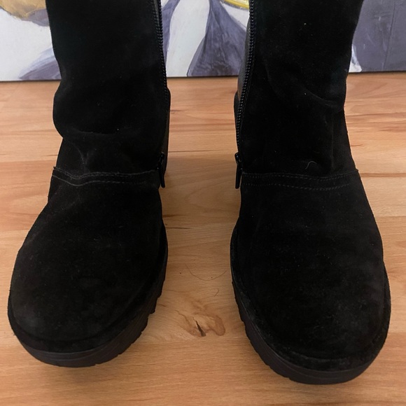 FLY London Ankle ColorBlock Yavo Boots. Black EU 38W ( 7- 7.5 W). - Picture 7 of 13